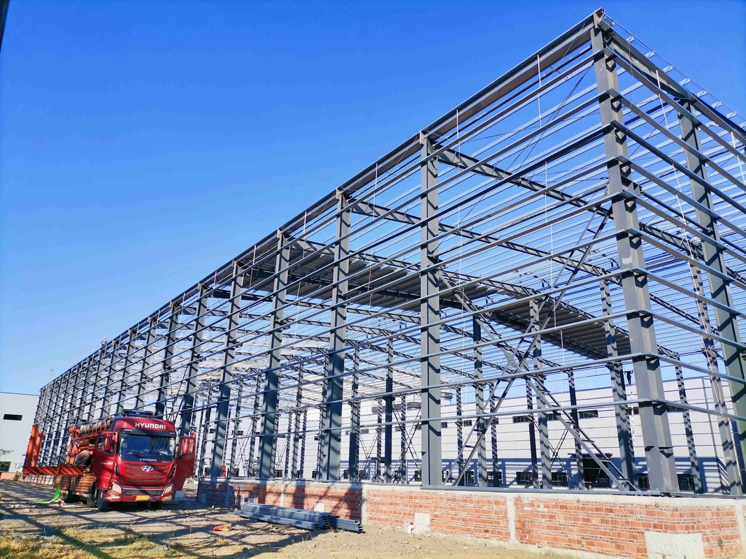 Yüksek Kaliteli Hafif Çelik Yapı Fabrika Bina Çerçeve Endüstriyel Üretim için Bina Depo