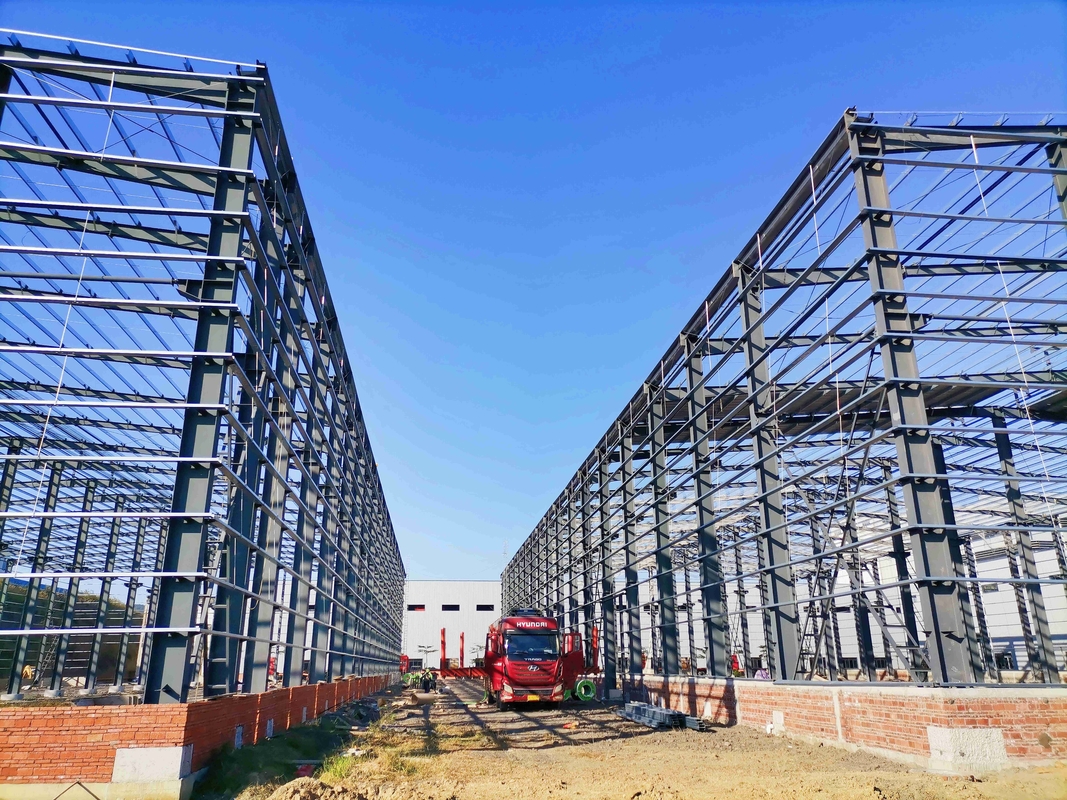 Yüksek Kaliteli Hafif Çelik Yapı Fabrika Bina Çerçeve Endüstriyel Üretim için Bina Depo